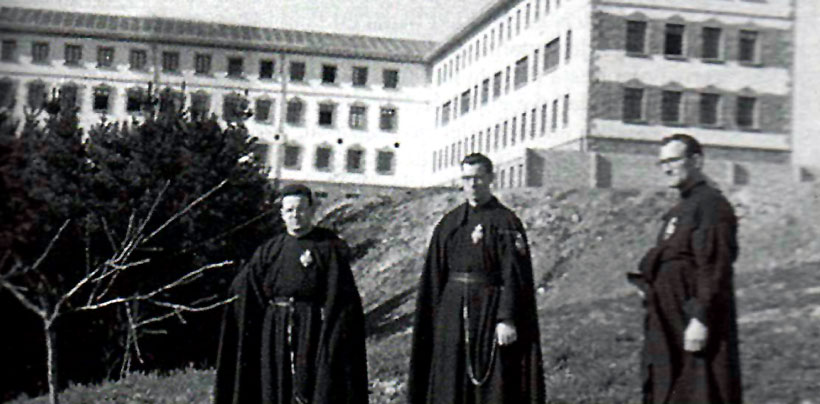 Los primeros maestros: Koldo Sarasola, Asensio Belamendia y Jose María Larrarte. (Foto: bizkeliza.org)