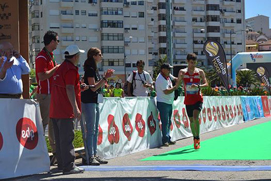 El durangarra Asier Agirre acude al Mundial de Media Maratón de mañana “en plena forma”