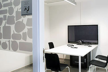 El centro Zelaieta acondiciona una sala para trabajos académicos mediante videoconferencia