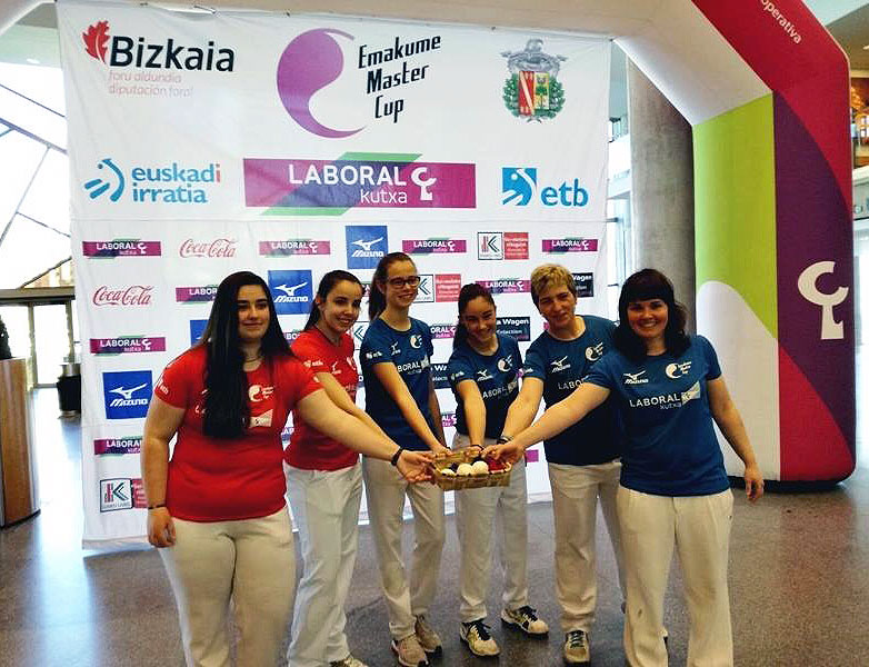 El frontón Amorebieta IV acoge hoy la final de la Emakume Master Cup
