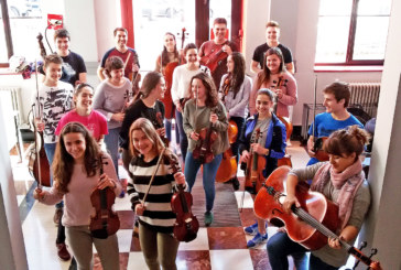 La orquesta de Bartolomé Ertzilla fusiona música y teatro con Aritza Rodríguez y Peru Madalena