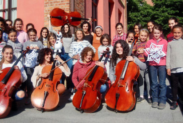 El alumnado de violonchelo de Bartolomé Ertzilla se atreve con la película infantil ‘Frozen’