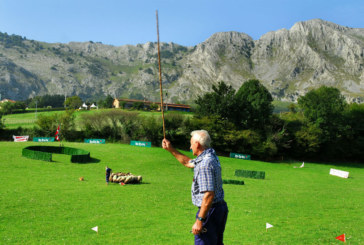 Dos abadiñarras estarán presentes en el Campeonato de Perros Pastor de Euskal Herria