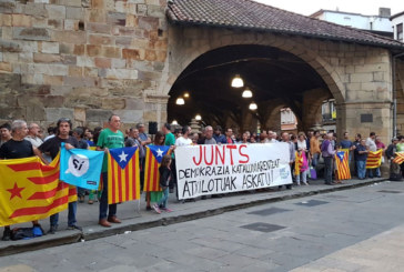 El Ayuntamiento de Durango expresa su “alarma” por la orden de prisión contra Sánchez y Cuixart