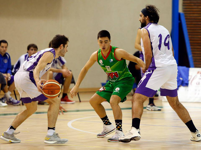 El Zornotza sigue intratable: siete de siete tras su contundente victoria ante el Santurtzi