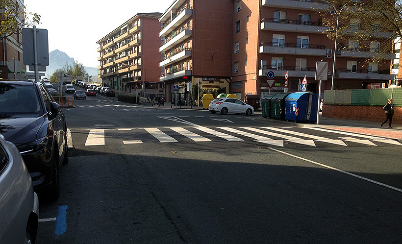 Un paso elevado ralentizará el tráfico en Trañabarren para tratar de evitar nuevos atropellos