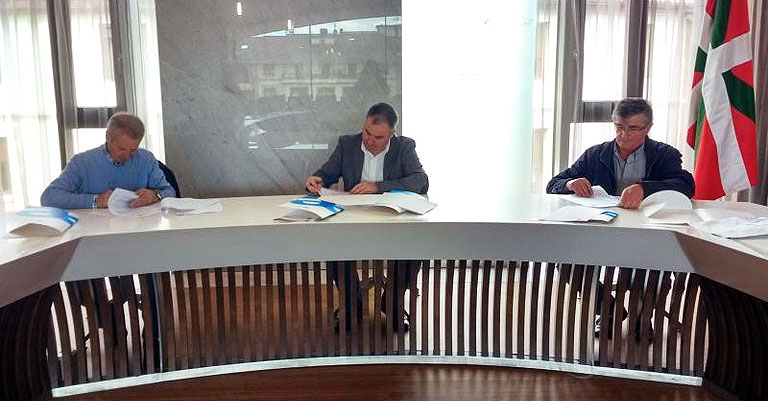 Amorebieta firma un acuerdo para fomentar la inserción laboral de personas desempleadas