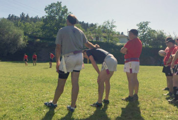 Encuentros de rugby-tag y una cena popular centran el programa del Rugby Eguna de Elorrio