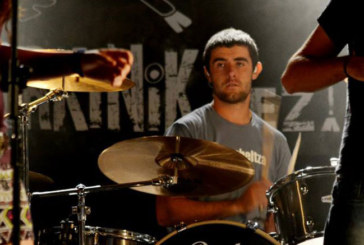 Euskal Herriko doinuetan oinarritutako proiektuak lantzen dituen musikaria