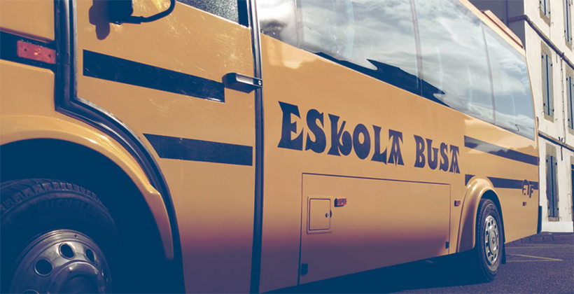 El Gobierno vasco rectifica y mantiene el transporte escolar para niñas y niños de 2 años