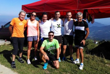 Marino Lejarreta e Iban Mayo ya esperan el paso del pelotón