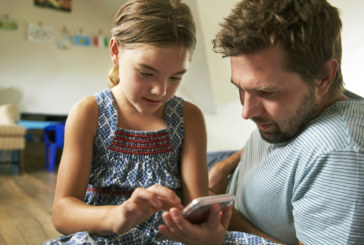 Cómo acompañar a nuestros hijos e hijas para que no abusen del móvil, los vídeojuegos y las Redes Sociales
