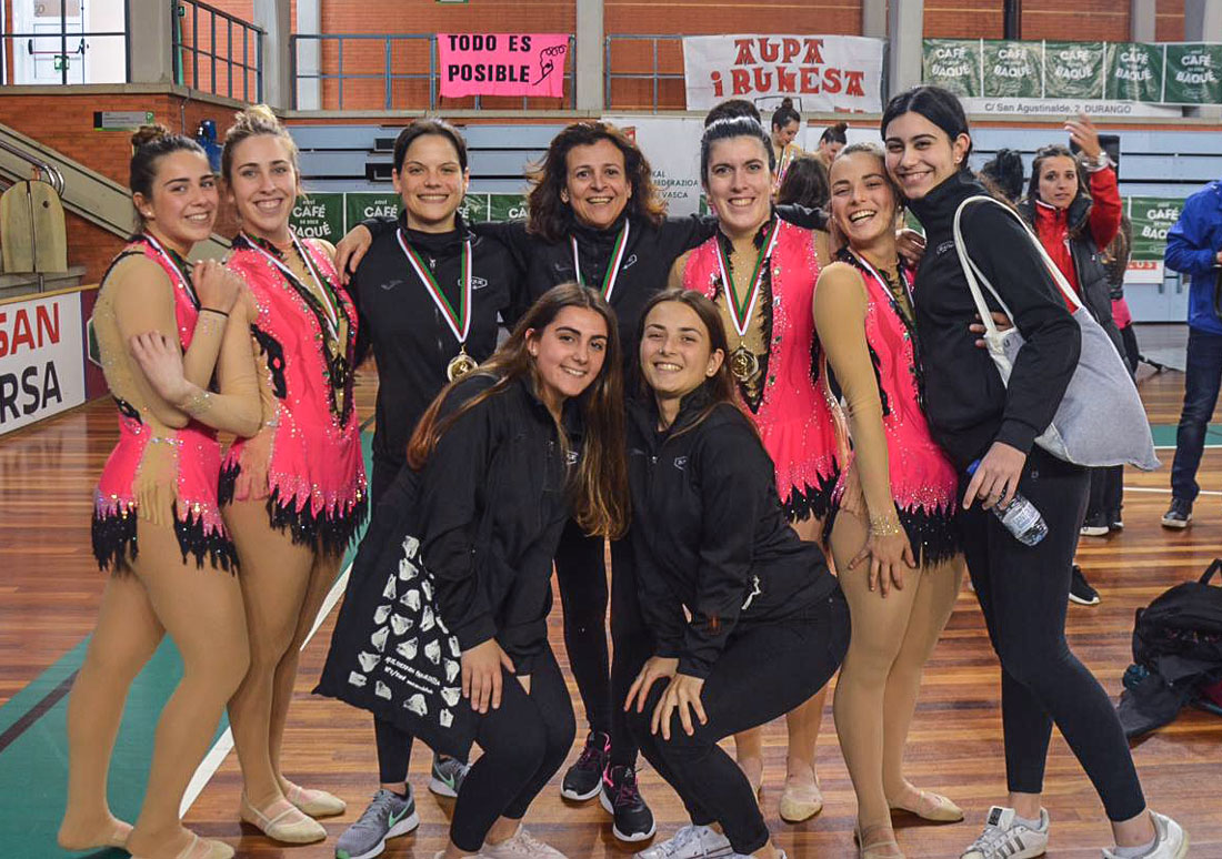 Las gimnastas senior del Uztai, subcampeonas de Euskadi