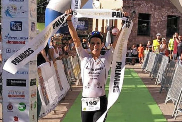 Gurutze Frades ejerce de favorita y gana el triatlón de Pálmaces