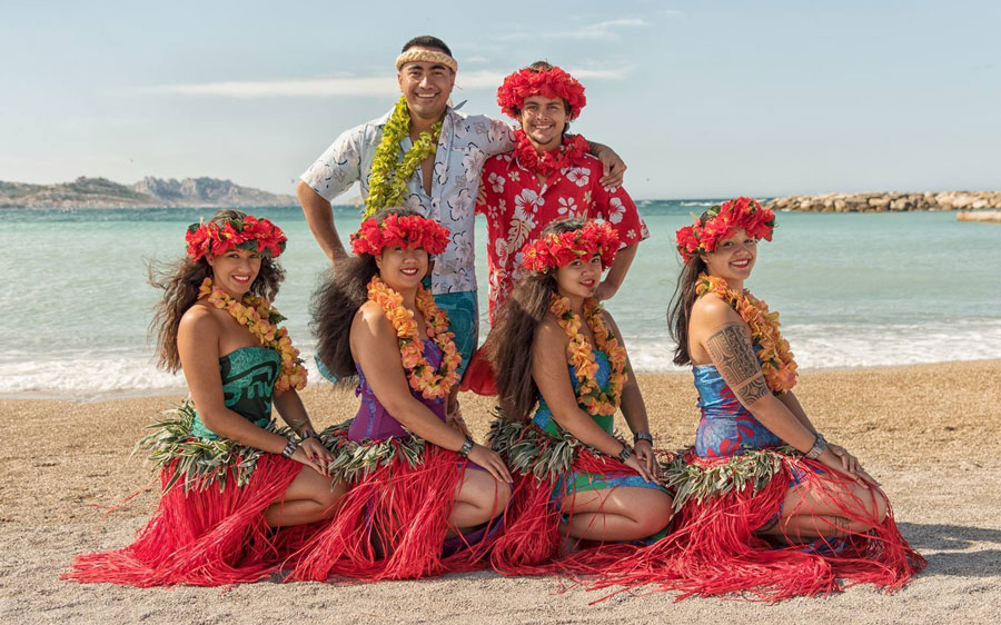 Las danzas tahitianas darán un toque exótico al verano de Berriz