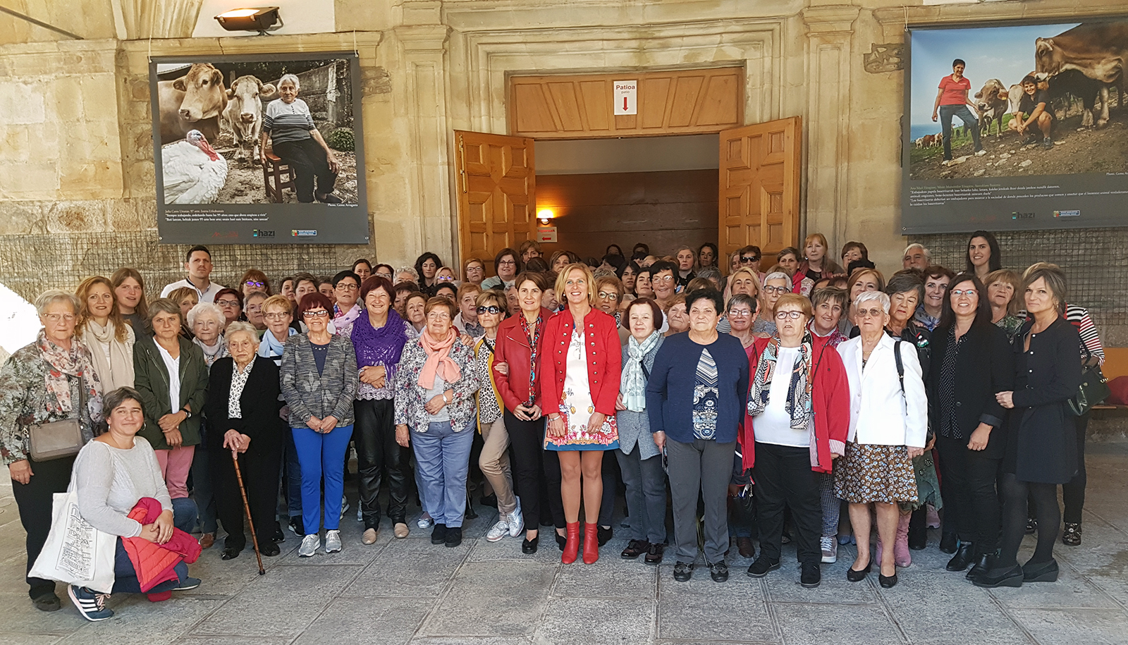 Mujeres baserritarras reivindican en Durango su papel en el desarrollo del medio rural vasco
