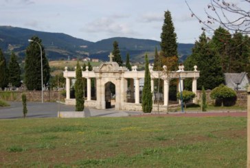Durango 1936 critica que el cementerio conserve un símbolo «construido por los fascistas»