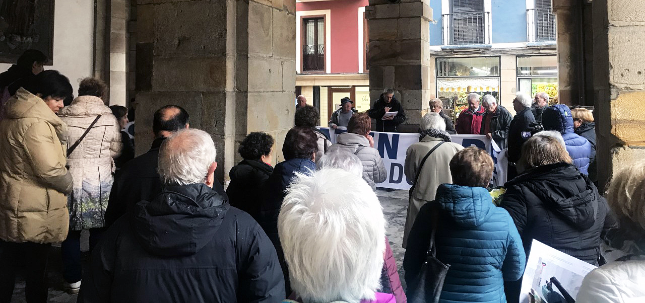 Pensionistas de Durango llaman a “hacer un esfuerzo” y acudir a la manifestación del sábado en Bilbao