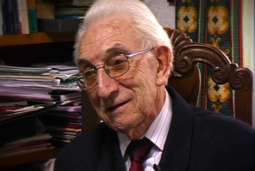 Fallece a los 95 años el escritor Balendin Lasuen, primer alcalde democrático de Zaldibar