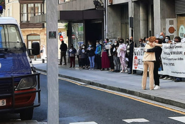 Andereak alerta sobre la violencia institucional y pone como ejemplo el caso de Irune Costumero