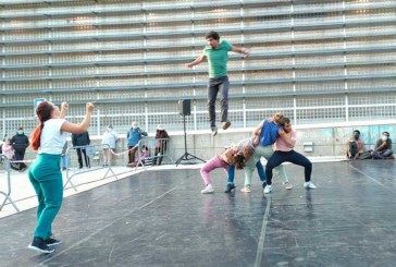 Moveo Danza reflexionará sobre el deseo de individualidad con una mixtura de teatro y acrobacia