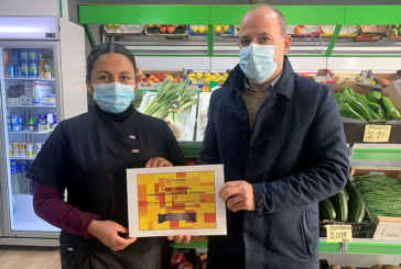 Amalia López gana el concurso de proyectos empresariales de Iurreta con su frutería-charcutería