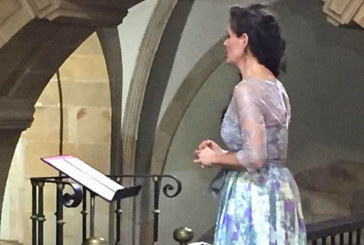 La soprano Vanessa Goikoetxea recauda 8.440 euros en su concierto solidario con Ucrania