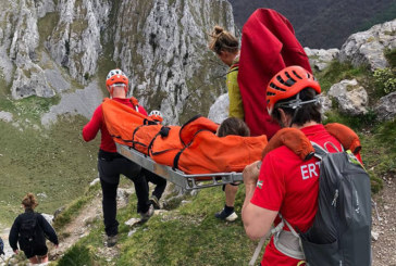 Una joven de 15 años es rescatada en el Astxiki tras herirse en un tobillo
