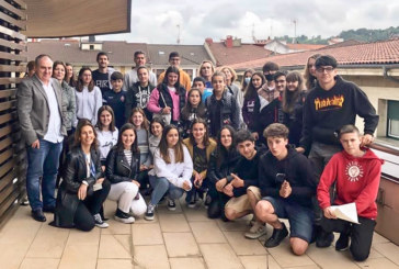 Zornotzako ikasleek eta Udal ordezkariek Eskola Agenda 2030eko proposamenak errepasatu dituzte