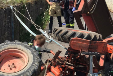 Un hombre de 53 años resulta herido mientras trabajaba con un tractor en Berriz