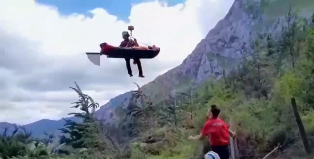 Rescatado en helicóptero un montañero de 78 años en el Anboto