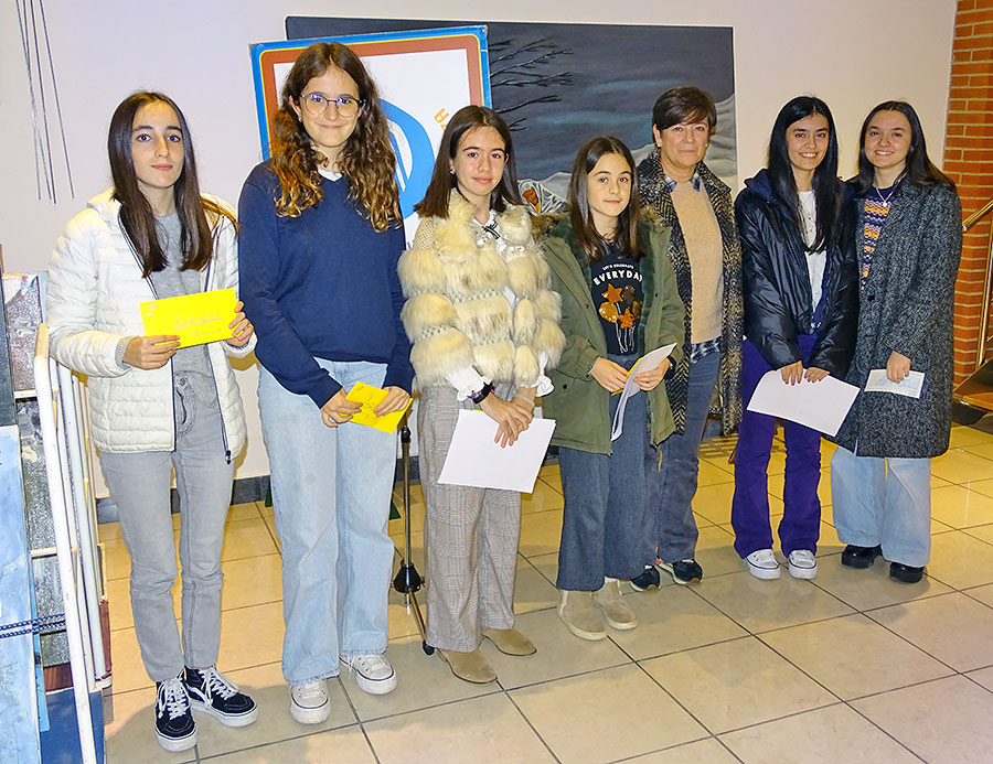 Más de 200 estudiantes de entre 11 y 18 años toman parte en el concurso literario de la Coral Zornoza
