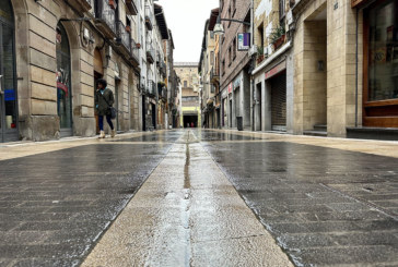 El pavimento del Casco Viejo se perforará para evitar resbalones