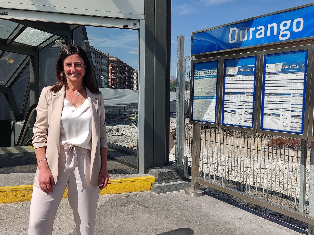 El PNV insta a ETS a implantar un servicio de trenes cada 15 minutos entre Bilbao y Durango