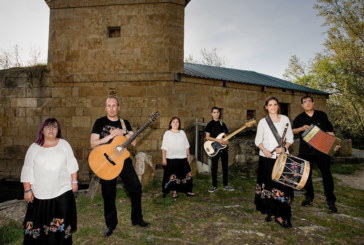 Las canciones populares de Malajota Folk abren la Semana Cultural del Centro Palentino