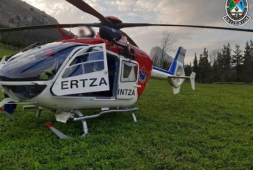 Servicios de emergencia rescatan a un montañero de 36 años tras sufrir una caída en el monte Astxiki