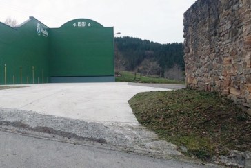 Mejoras en el acceso al frontón de Mendiola y el aparcamiento junto al campo de fútbol de Astola