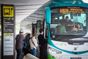 Estudiantes reclaman una línea de autobús directa Durango-Donostia “con frecuencias adecuadas”