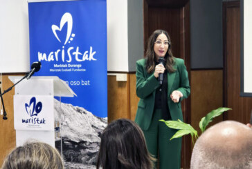 La consejera de Educación pone en valor a Maristak como “ejemplo de implicación e innovación”