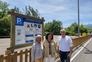 El aparcamiento de autocaravanas en el barrio Larrea ya está operativo