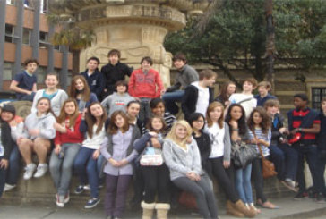 Alumnos ingleses devuelven la visita al colegio Jesuitas