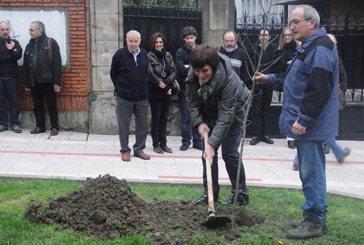Un roble conmemorará el lugar donde estuvo la cárcel de mujeres hace 70 años