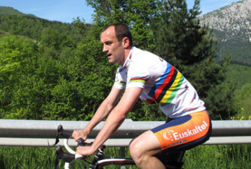 Los “leones” cierran la temporada con la tradicional subida a Urkiola en bicicleta