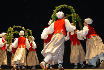 Gaztetxoen kultur eguna sumergirá a los jóvenes en el mundo del folklore vasco