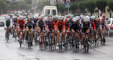 Judith Arndt, nueva líder de la Emakumeen Bira a falta de la última etapa