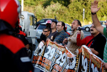 Los sindicatos ven mayoritario el seguimiento de la huelga y el Gobierno lo sitúa en el 25%