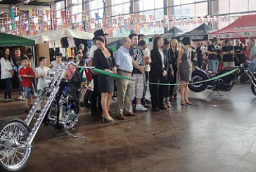 Un águila sobre ruedas