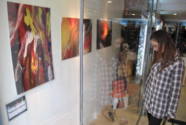 “Eskapararte”, una muestra que une fotografía y comercio