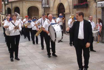 La Banda de Música Tabira dará “la nota” esta tarde en las fiestas del barrio de Madalena