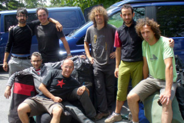 ???Estamos ayudando en lo que podemos???, asegura el montañero berriztarra